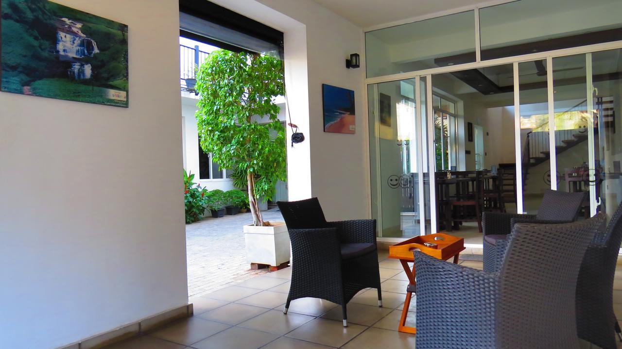 לינה וארוחת בוקר קולומבו Chapelton House מראה חיצוני תמונה